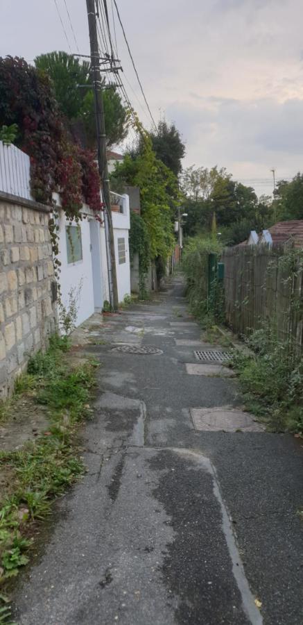 Meudon: Adorable studio tout équipé, neuf et calme Extérieur photo